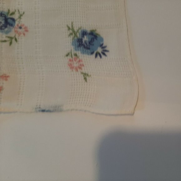 10.5" Square Vintage Hankie Handkerchief Blue Floral Dainty Open Weave - Picture 5 of 10
